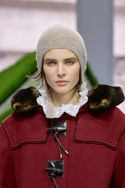 Look 38